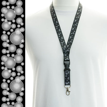 Juoda baltų sferų raštų kaklajuostė su Jūsų tekstu ant balto manekeno ir dirželio rašto paveikslėlis kairėje